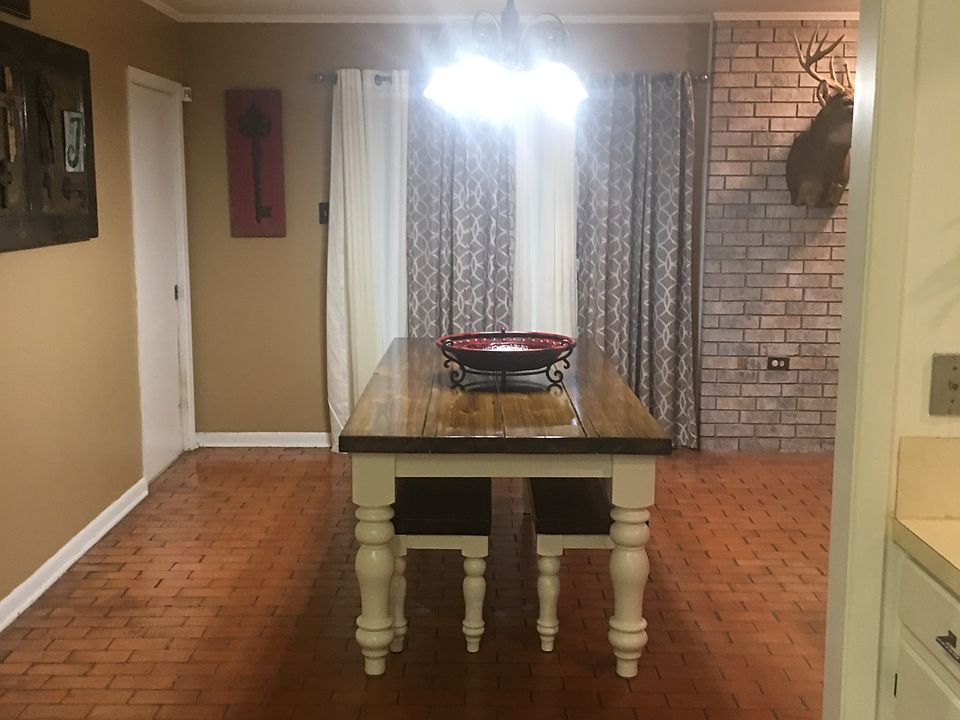 2nd image of 107 Racove Dr