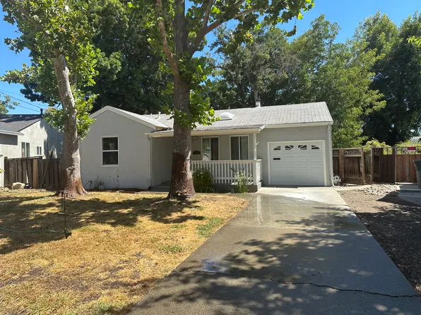 2440 Crescent Dr, Concord, CA 94520
