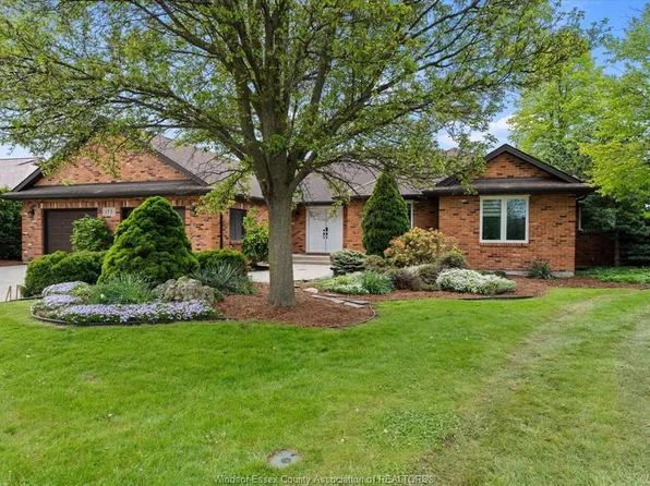 173 Clubview Dr, Amherstburg, ON N9V 3Z1