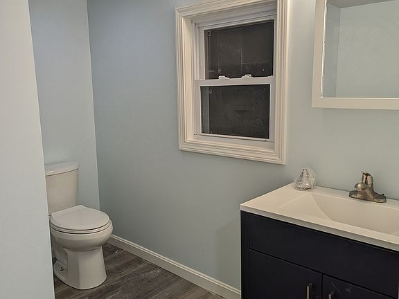 Bathroom2