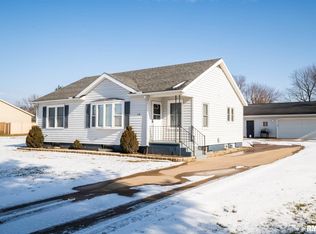 116 Bayview Dr, East Peoria, IL 61611