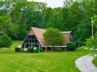 1229 Whiting Rd, Jordan, NY 13080