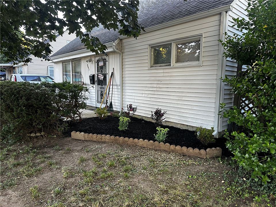 1st image of 4855 Burkhardt Rd