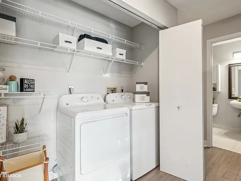 Park Glen Apartments — Photo 36