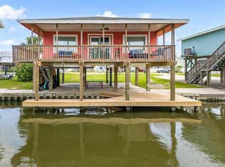 21804 Deaf P Smith Dr, Galveston, TX 77554