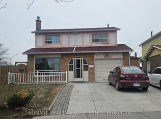 3867 Teeswater Rd, Mississauga, ON L4T3L2