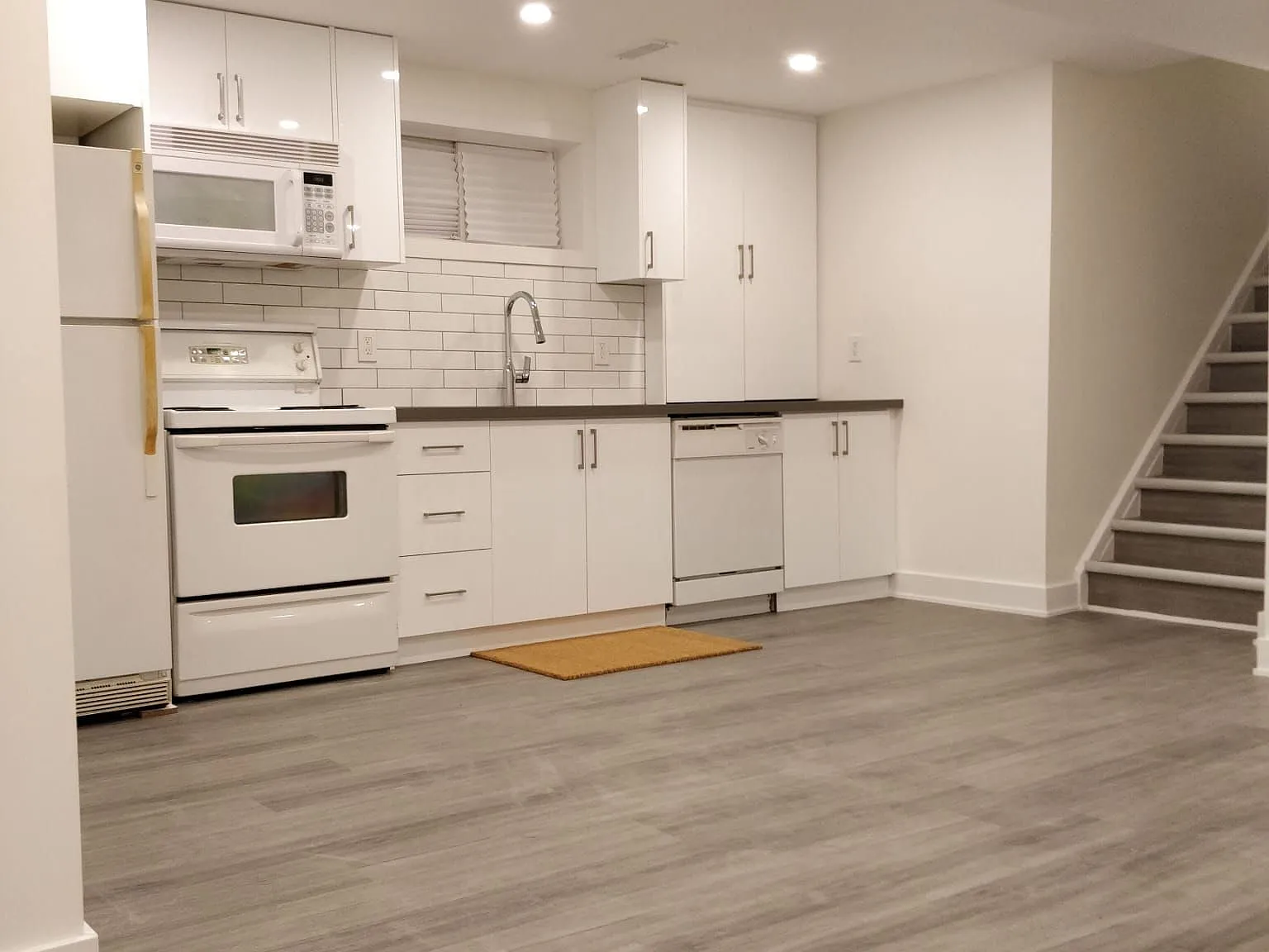 2 bed, $1,950 — Photo 2