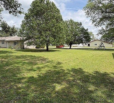 3rd image of 7438 SE 69th Ter