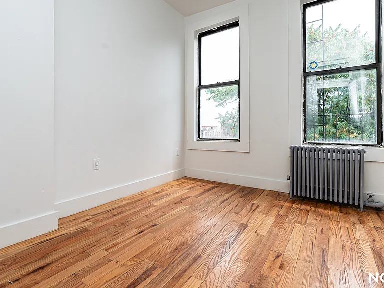 88 Menahan St #3D — Photo 19