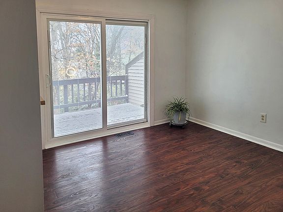 3rd image of 2906 Prospect Point Dr