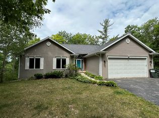 5794 Timber Ridge Rd, Sturgeon Bay, WI 54235