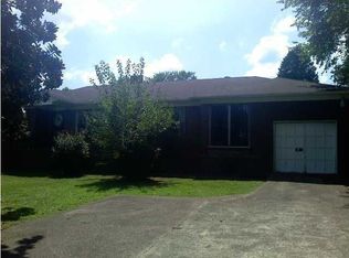 2227 Chisholm Rd, Florence, AL 35630