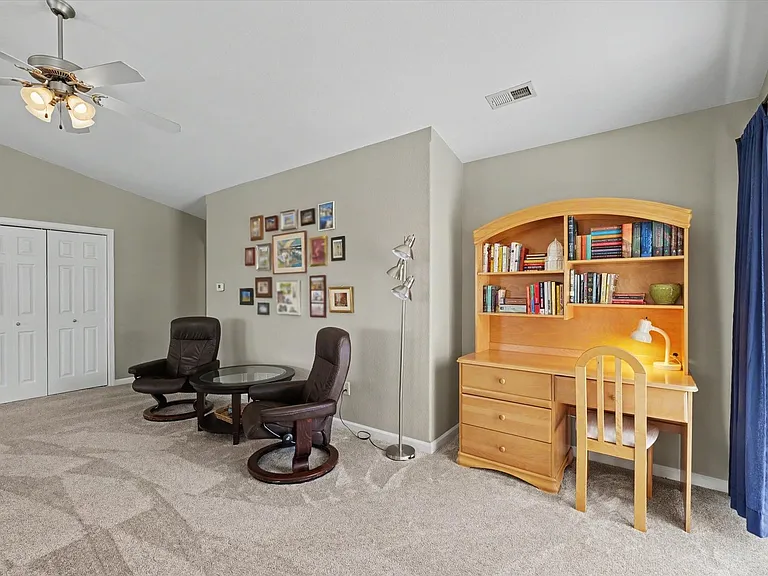 106 Essex Ln #3 — Photo 6