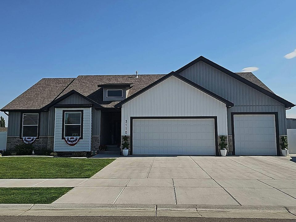 1st image of 3110 E Bergeson Dr
