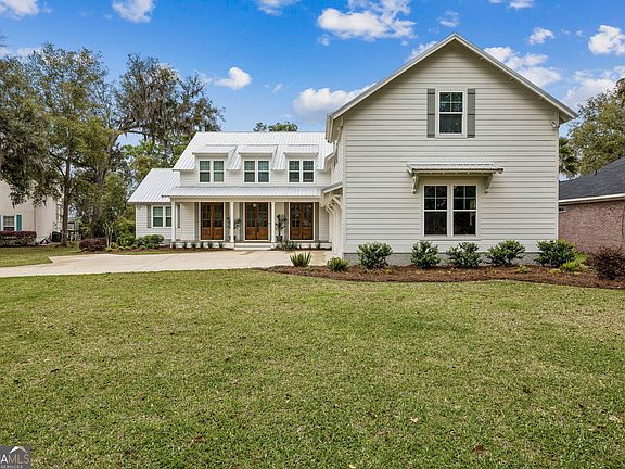 2nd image of 200 Carrington Ct