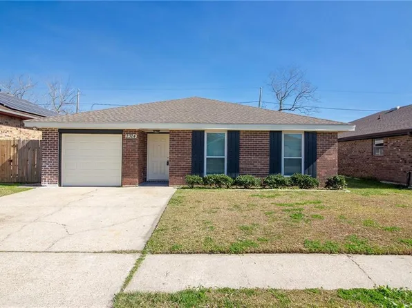 2324 Williamsburg Dr, La Place, LA 70068