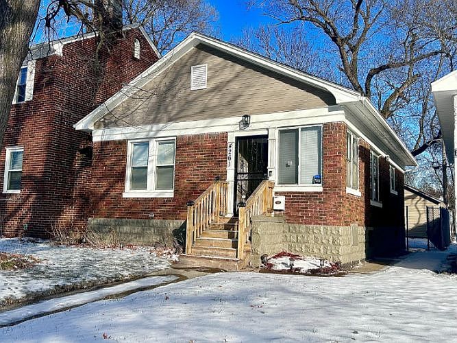 1st image of 4261 Van Buren St