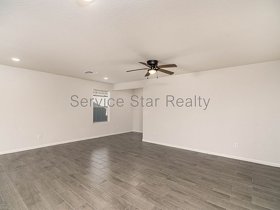 4th image of 24516 W Pima St