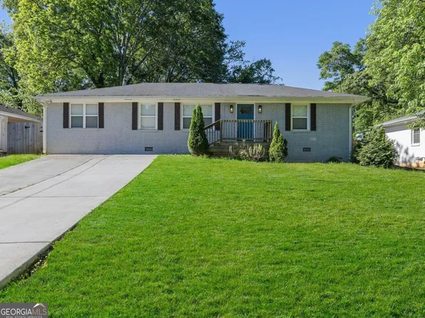 3151 Robin Rd, Decatur, GA 30032