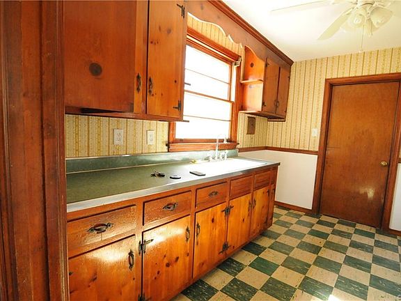 4th image of 1518 Kingswood St