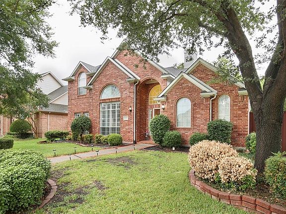 3rd image of 3507 Bradford Dr