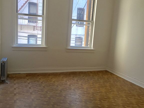 5th image of 28-8 Steinway St #2