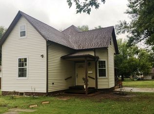 504 W 9th St, Newkirk, OK 74647