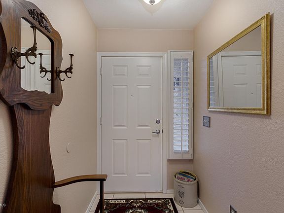 3rd image of 1421 E La Costa Dr