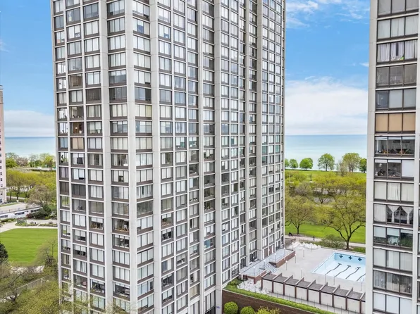 5455 N Sheridan Rd APT 1915, Chicago, IL 60640