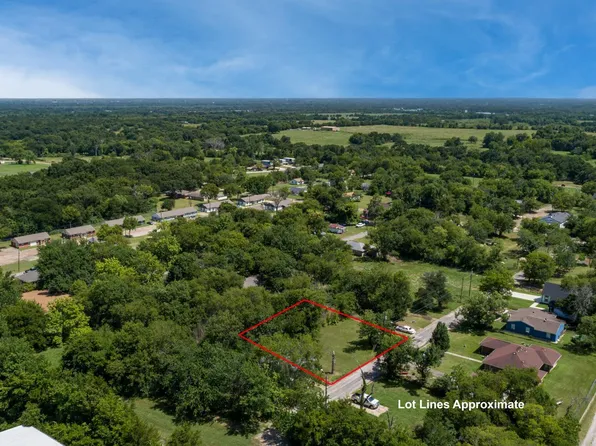 119 Norris St, Commerce, TX 75428