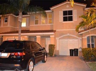 110 Riverwalk Cir, Fort Lauderdale, FL 33326