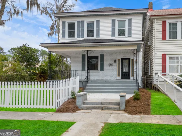 1203 E 33rd St, Savannah, GA 31404