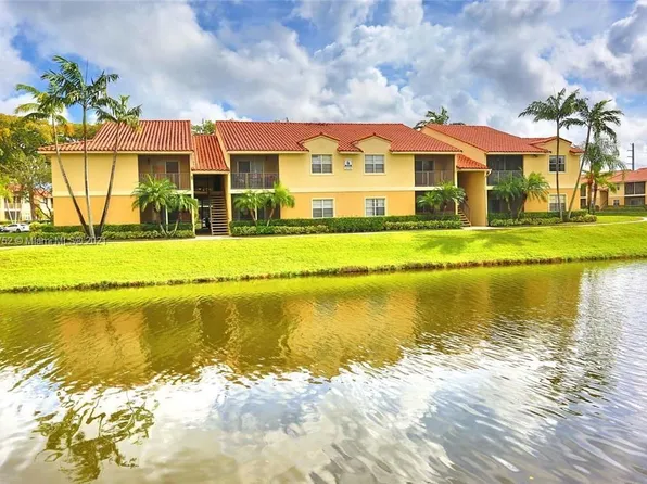 1229 SW 46th Ave APT 408, Pompano Beach, FL 33069
