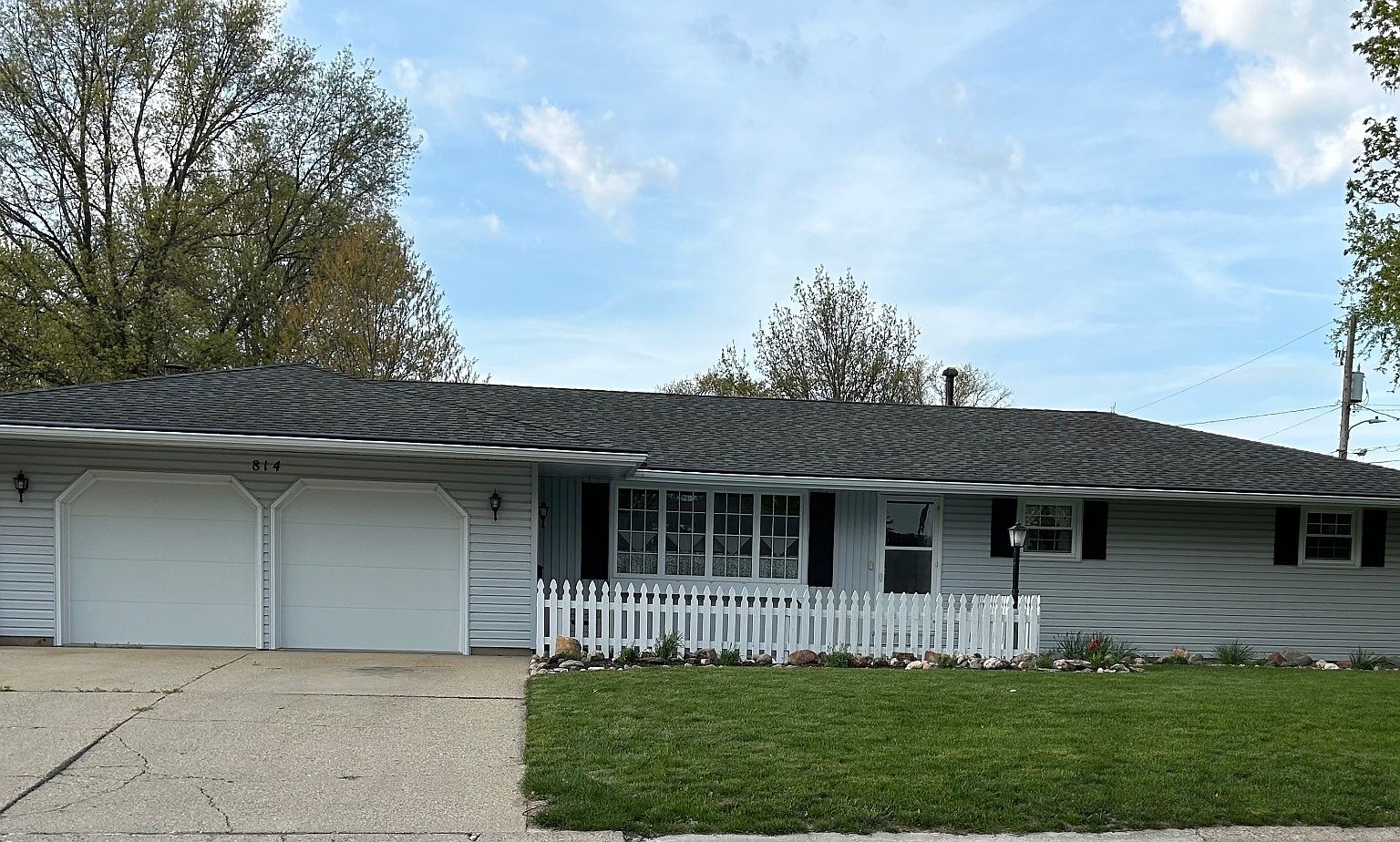 814 Crestwood Dr, Arthur, IL 61911 Zillow