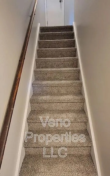40 McIntyre St #B2 — Photo 14