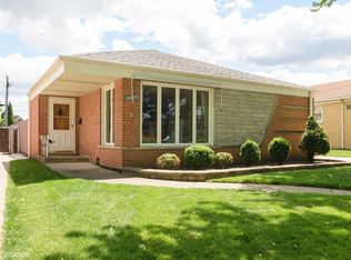 10647 Fleet St, Westchester, IL