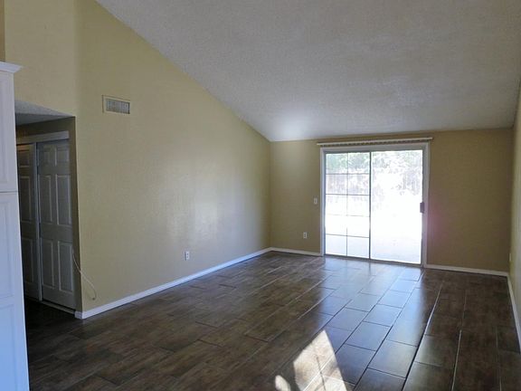 5th image of 3463 Candlewood St