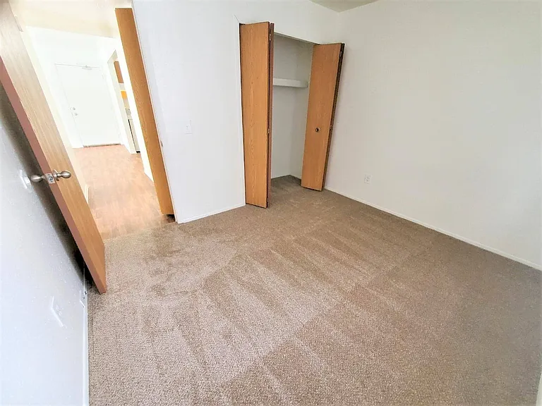 Woodland Place Apartments — Photo 60
