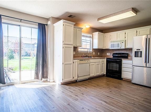 3rd image of 5612 NW Moonlight Meadow Ct