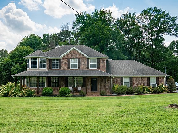 2nd image of 436 Marilyn Cir