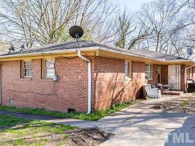 718 Holloway St, Durham, NC, 27701