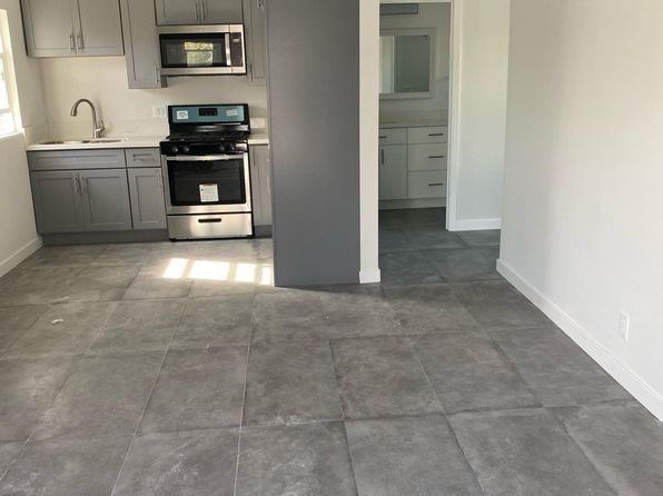 1074 N Avenue 51 #1074