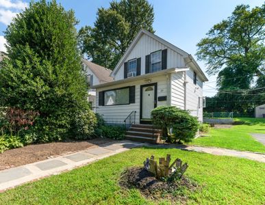 23 Edgerton Ter, East Orange, NJ, 07017