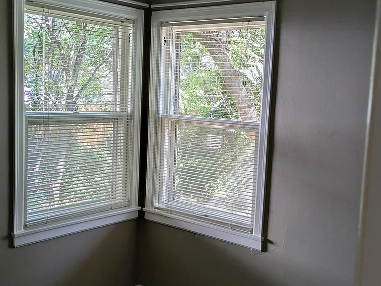 4021 E Clark St — Photo 9