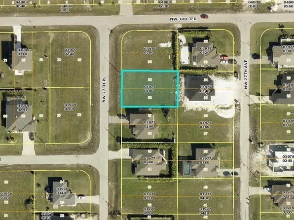 307 NW 27th Pl, Cape Coral, FL 33993