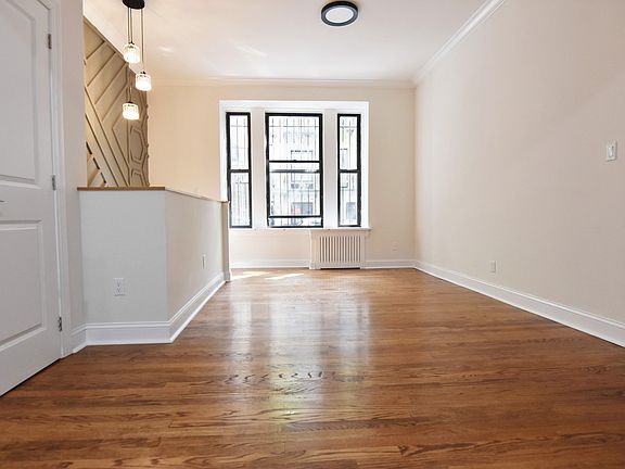 3rd image of 253 W 91st St #1A
