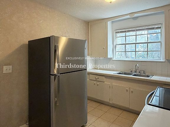 5th image of 2660 Gale Ct APT 1