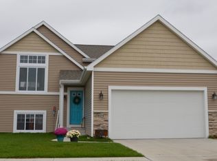 804 36th St SW, Bondurant, IA 50035
