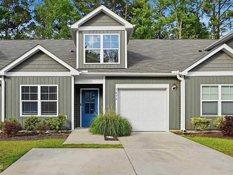 1636 Bellamy Place Dr — Photo 1