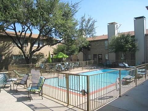 4th image of 10650 Steppington Dr #121